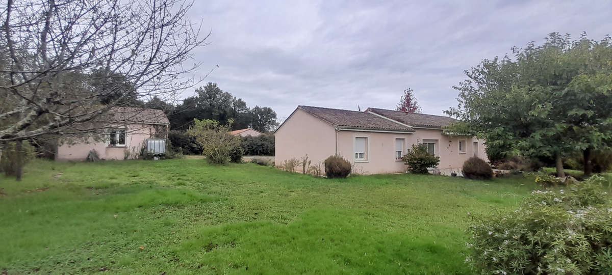 Maison à TOCANE-SAINT-APRE