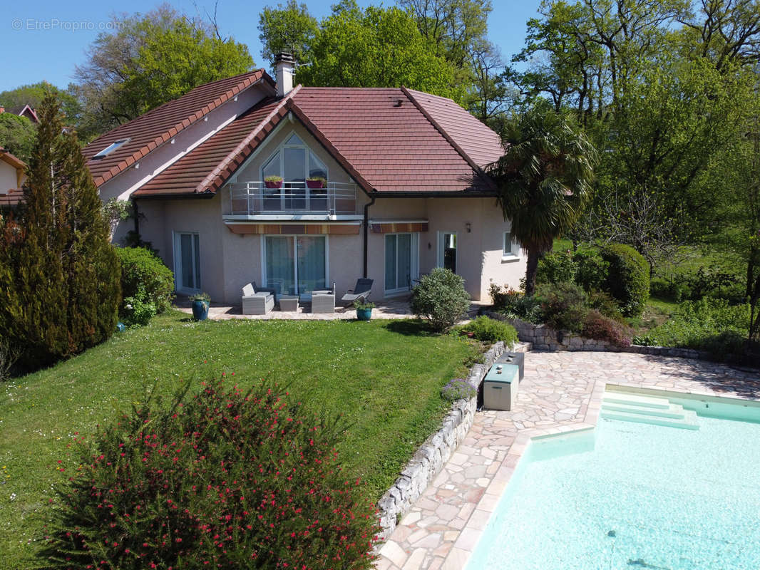 Maison à GRESY-SUR-AIX