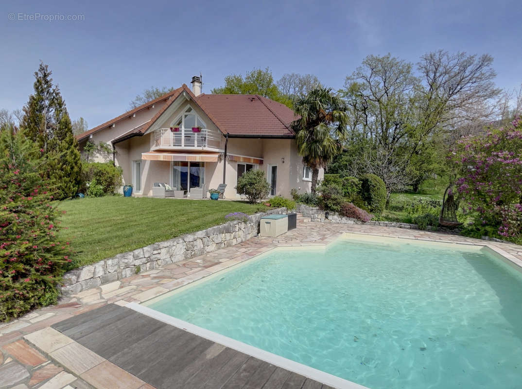 Maison à GRESY-SUR-AIX