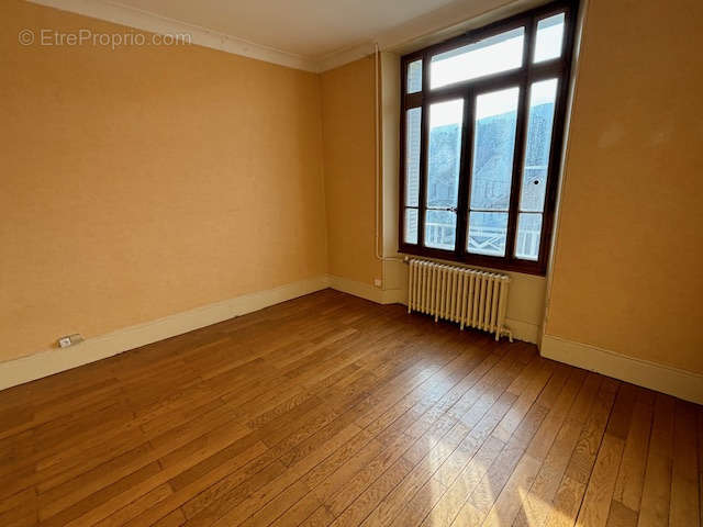 Appartement à AIX-LES-BAINS