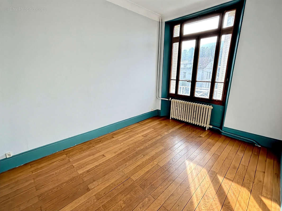 Appartement à AIX-LES-BAINS