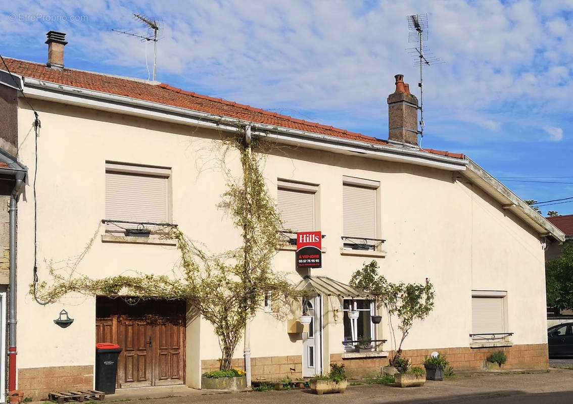 Maison à LENONCOURT