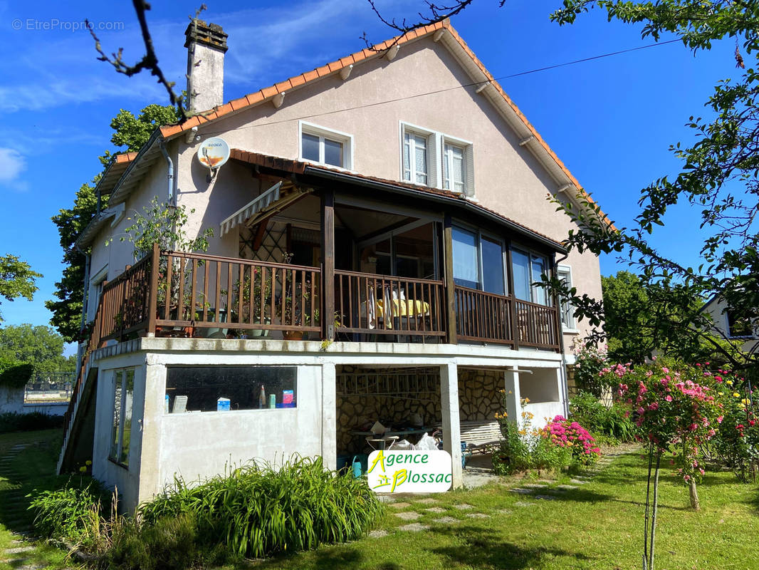 Maison à CHATELLERAULT