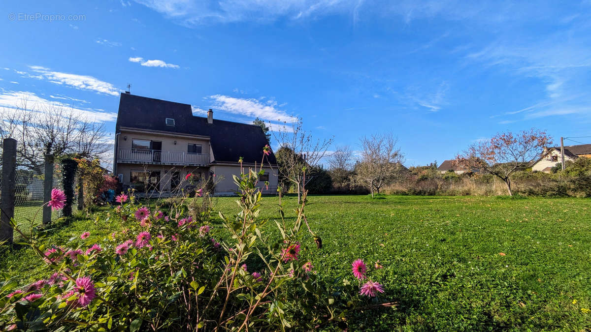 Maison à JOIGNY