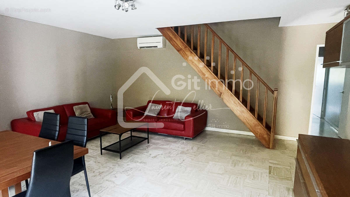 Appartement à MARSEILLE-8E