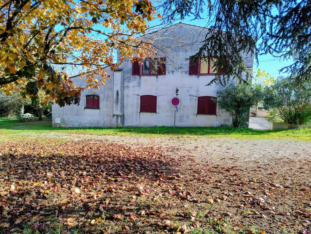 Appartement à RAUZAN