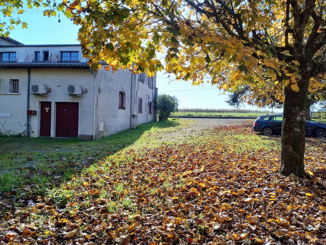 Appartement à RAUZAN