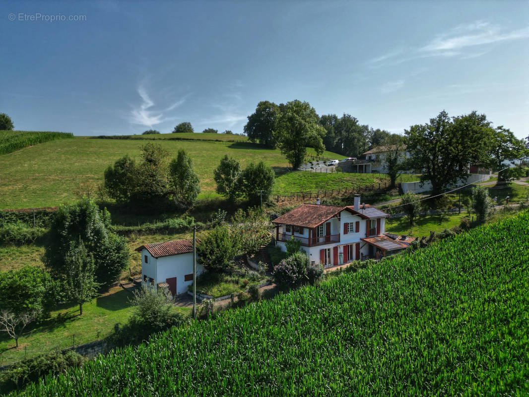 Maison à SAINT-JEAN-PIED-DE-PORT