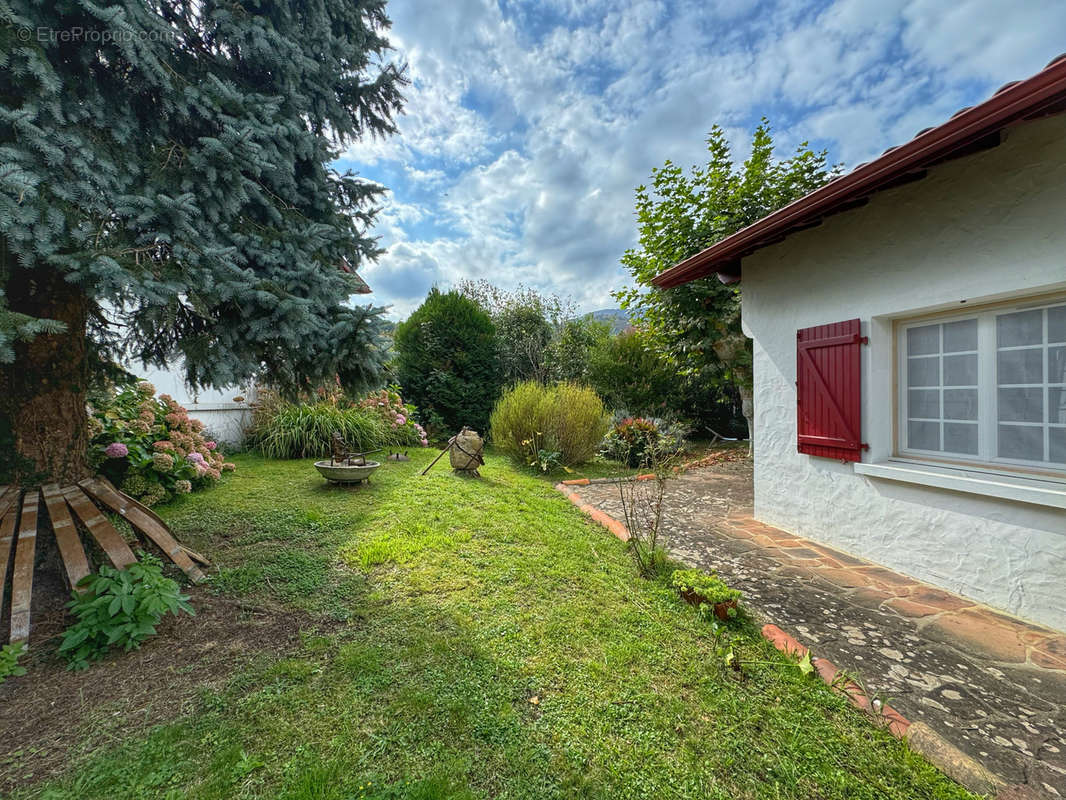 Maison à SAINT-MARTIN-D&#039;ARROSSA