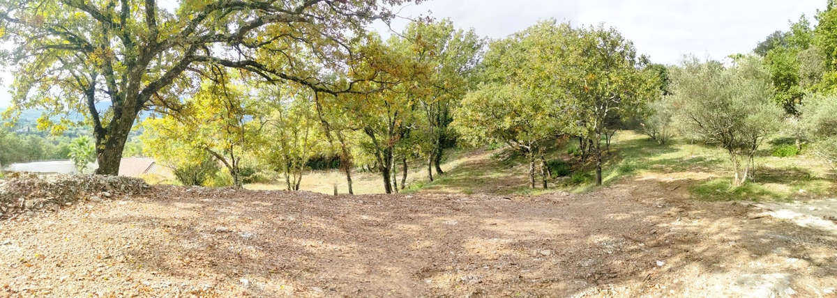 Terrain à MOULES-ET-BAUCELS