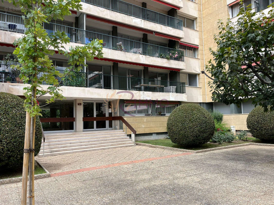 Appartement à AIX-EN-PROVENCE