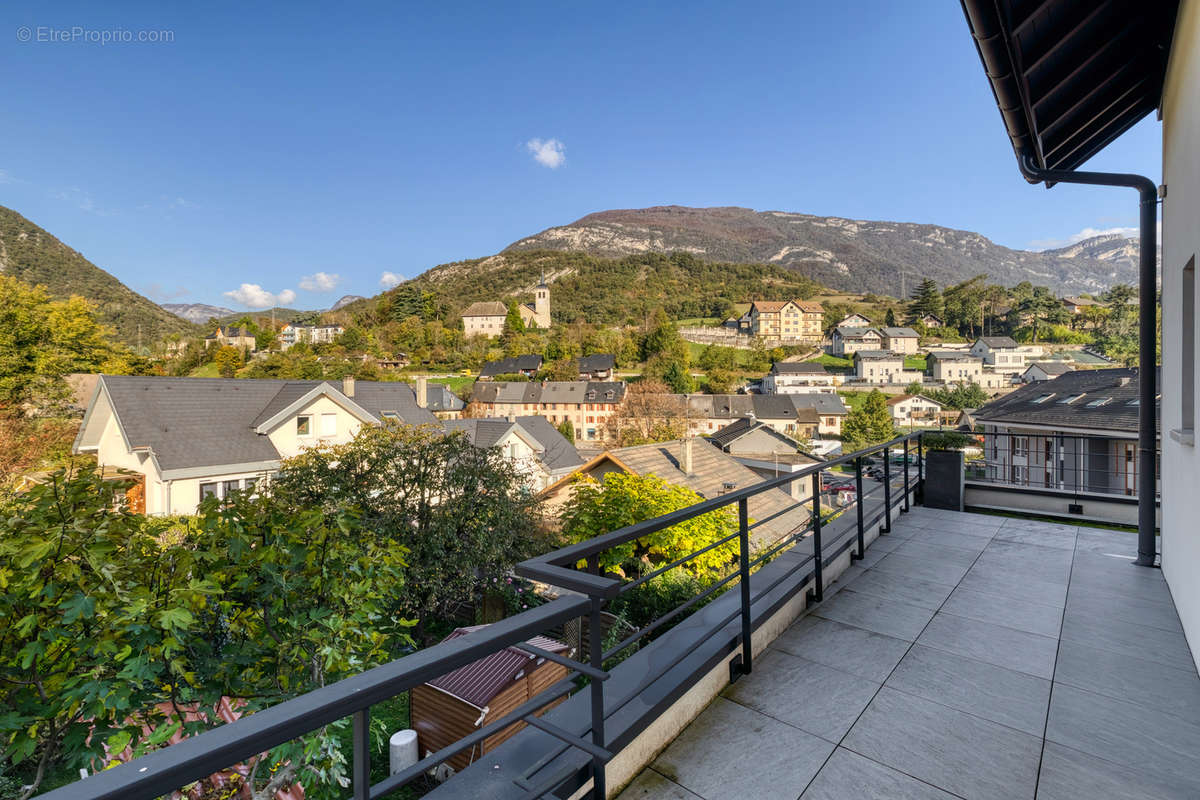 Appartement à SAINT-JEOIRE-PRIEURE