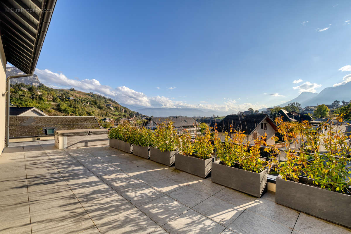 Appartement à SAINT-JEOIRE-PRIEURE