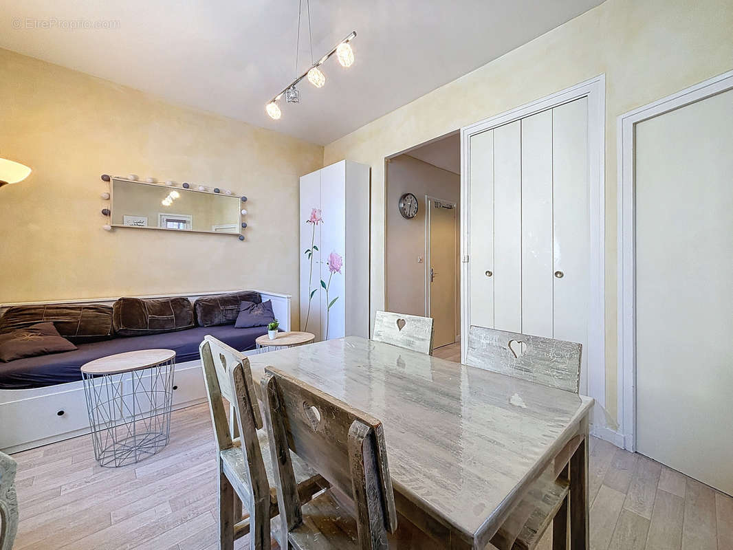 Appartement à AIX-LES-BAINS