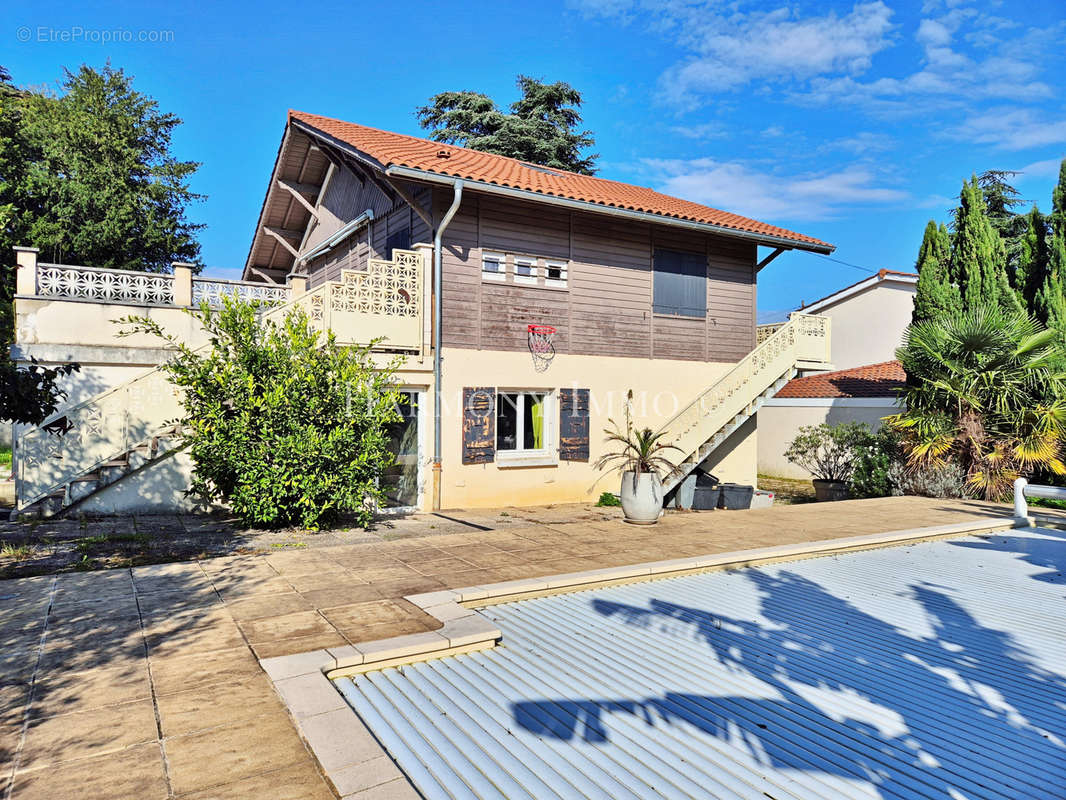 Maison à FONTAINES-SUR-SAONE