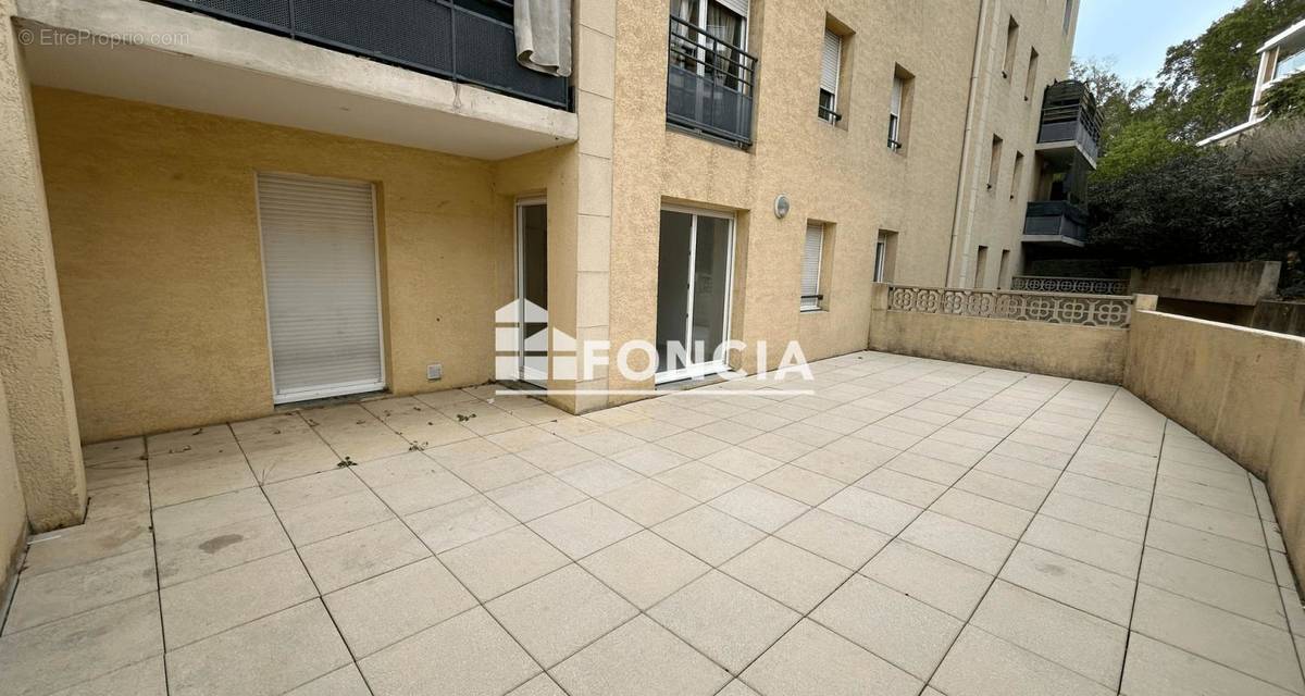 Appartement à MARSEILLE-15E