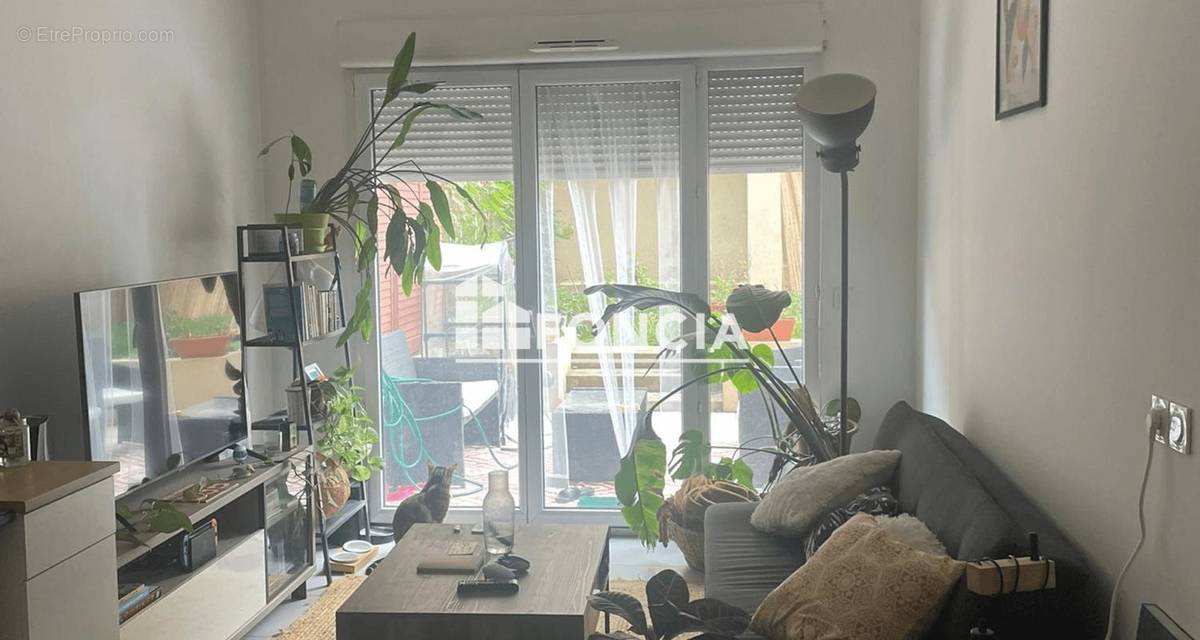 Appartement à MARSEILLE-5E