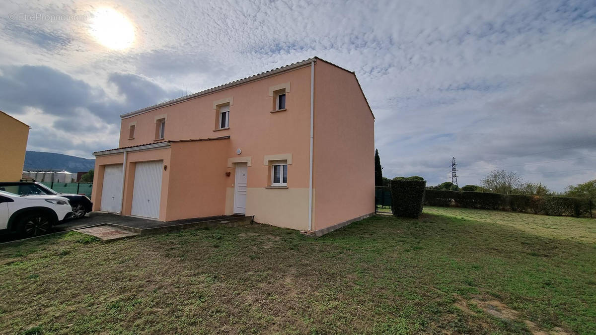 Maison à CAPENDU