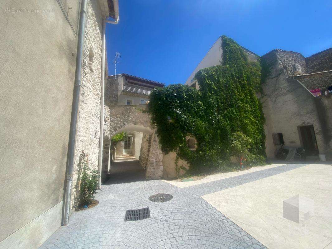 Maison à CHATEAUNEUF-DU-RHONE