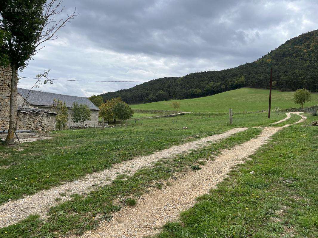 Maison à RIVIERE-SUR-TARN