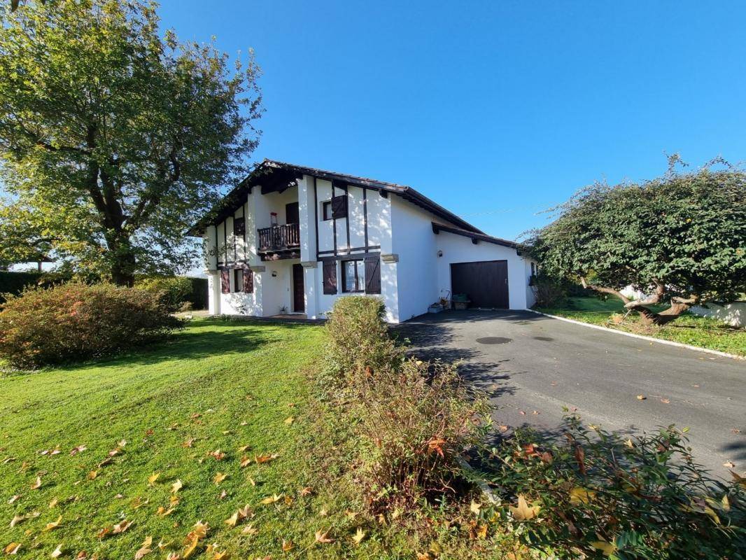 Maison à SAINT-PEE-SUR-NIVELLE