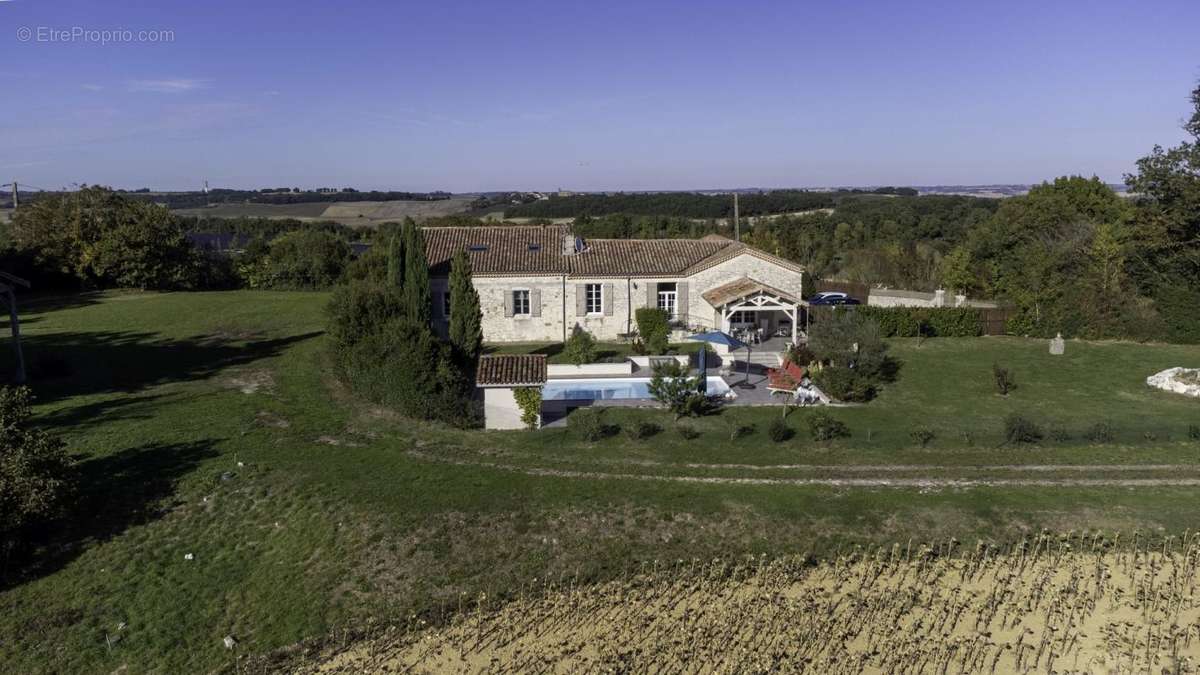 Maison à LECTOURE