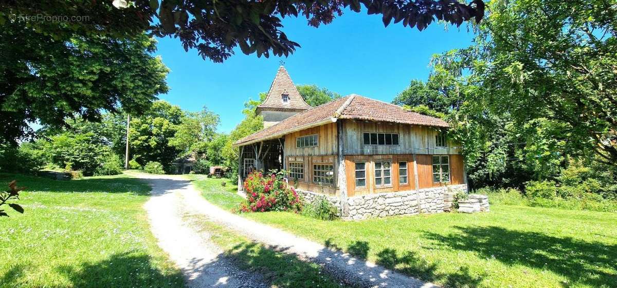 Maison à LAUZERTE