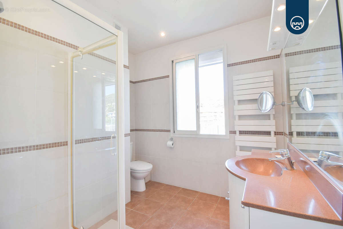 Appartement à VENCE