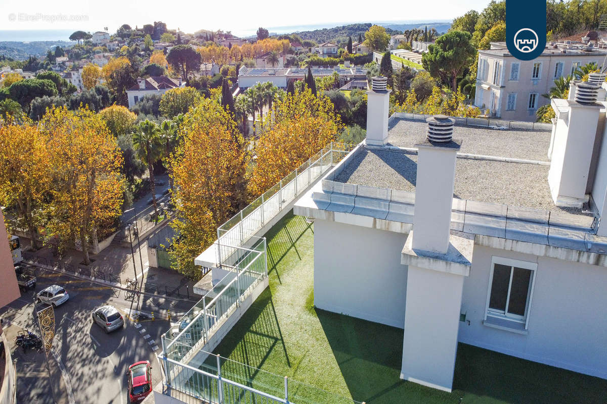 Appartement à VENCE