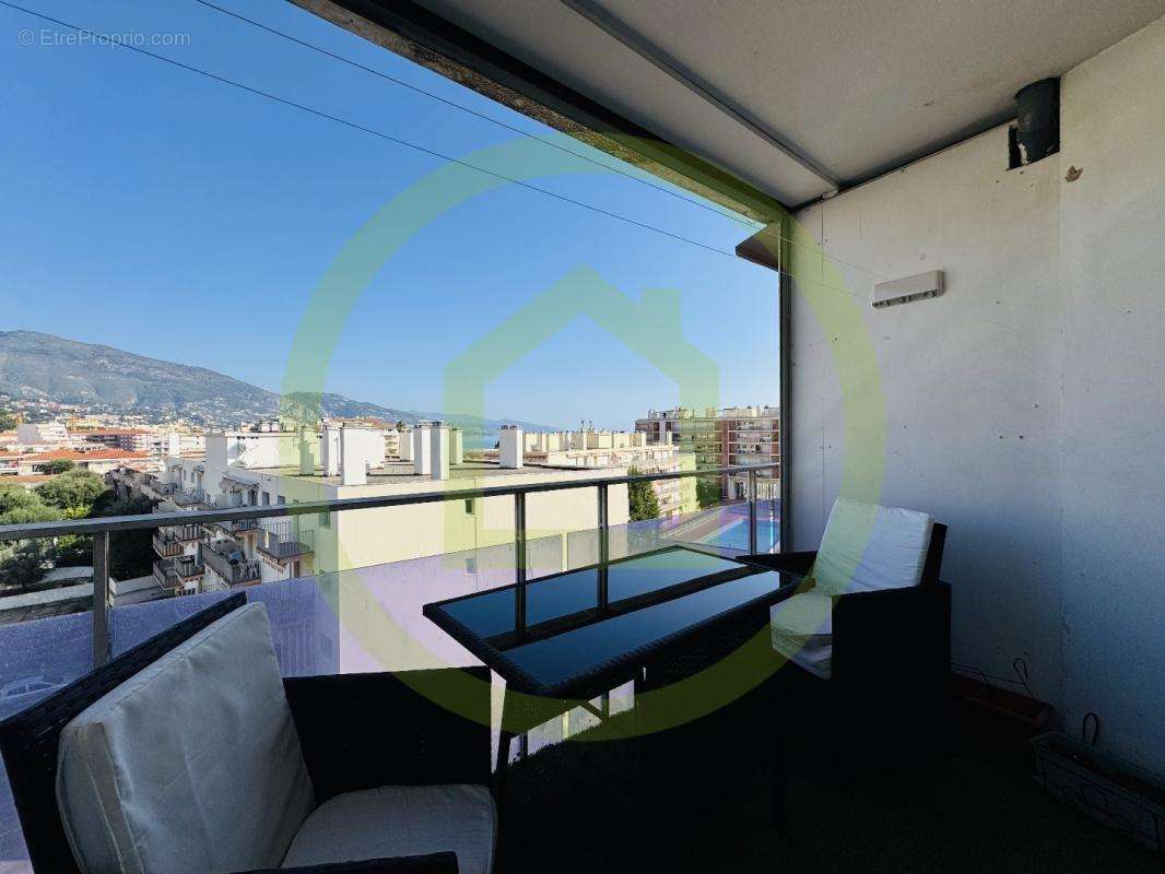 Appartement à ROQUEBRUNE-CAP-MARTIN