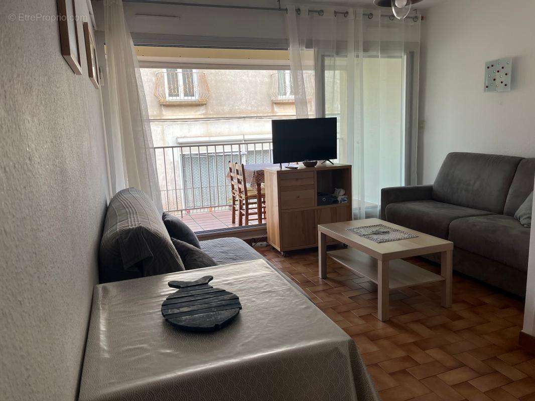 Appartement à MEZE