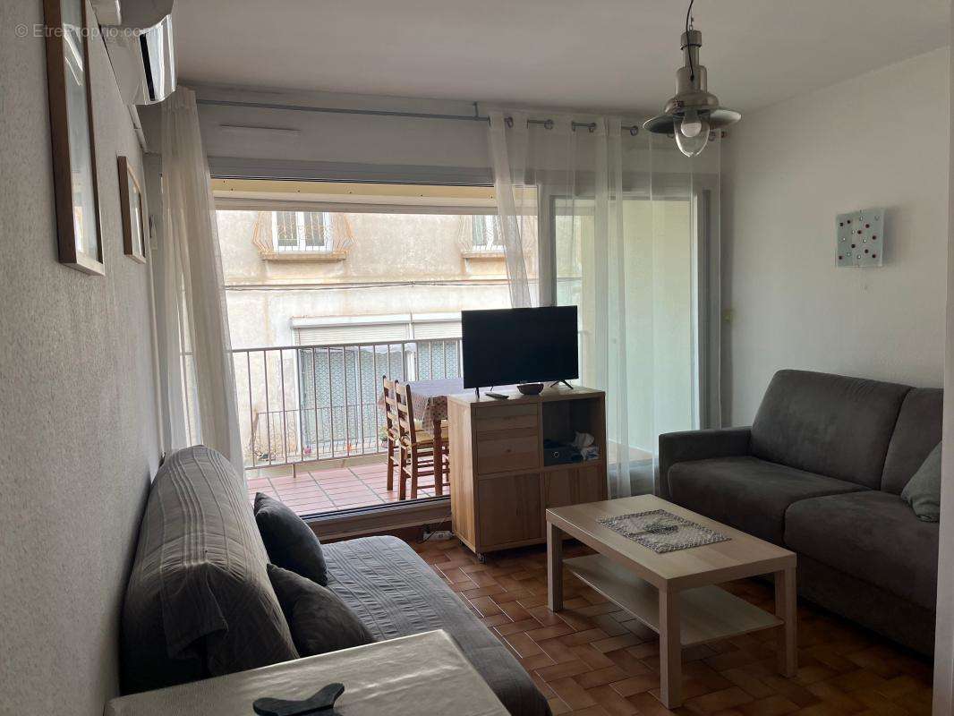 Appartement à MEZE