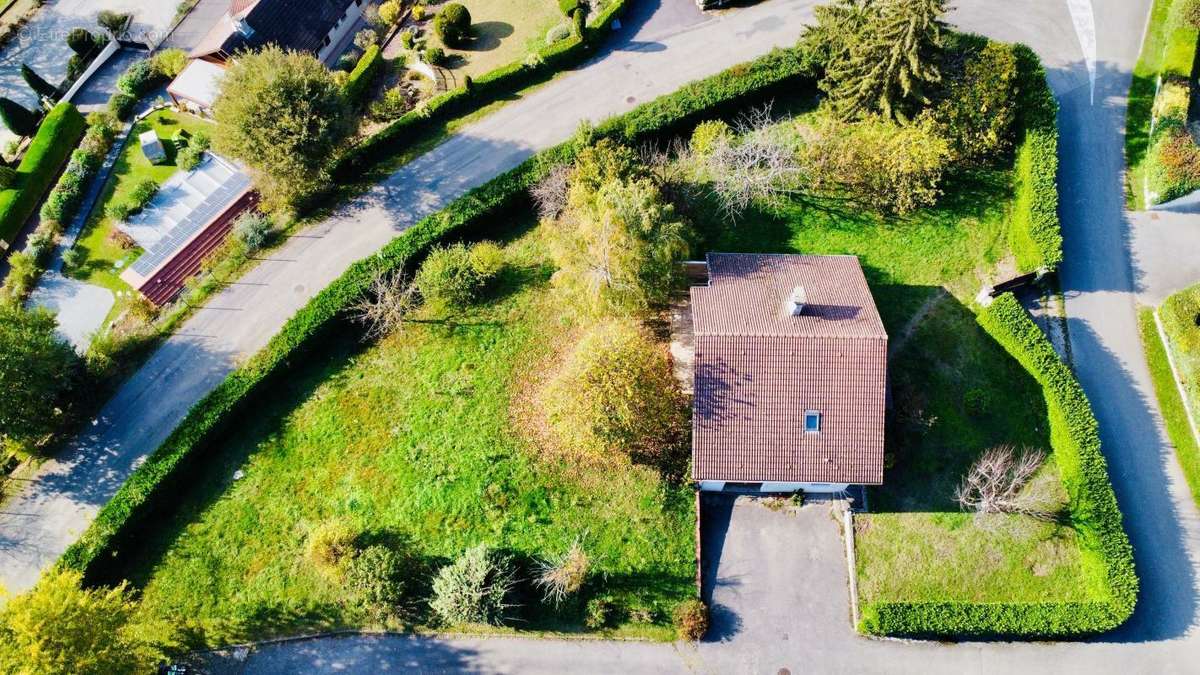 Maison à SAINT-BLAISE-DU-BUIS