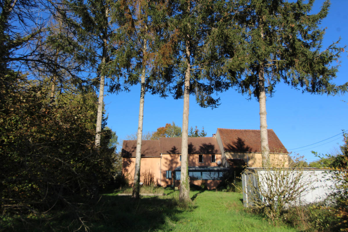 Maison à ENTRAINS-SUR-NOHAIN