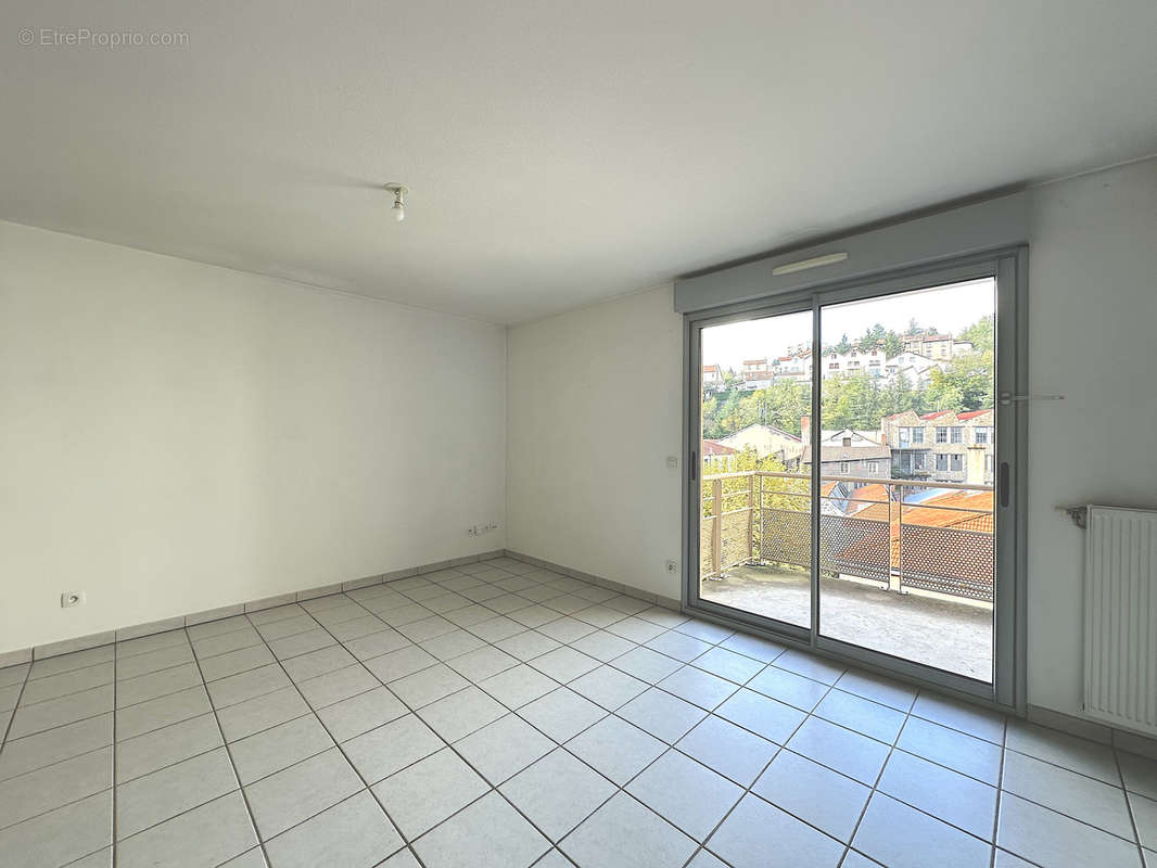 Appartement à SAINT-ETIENNE