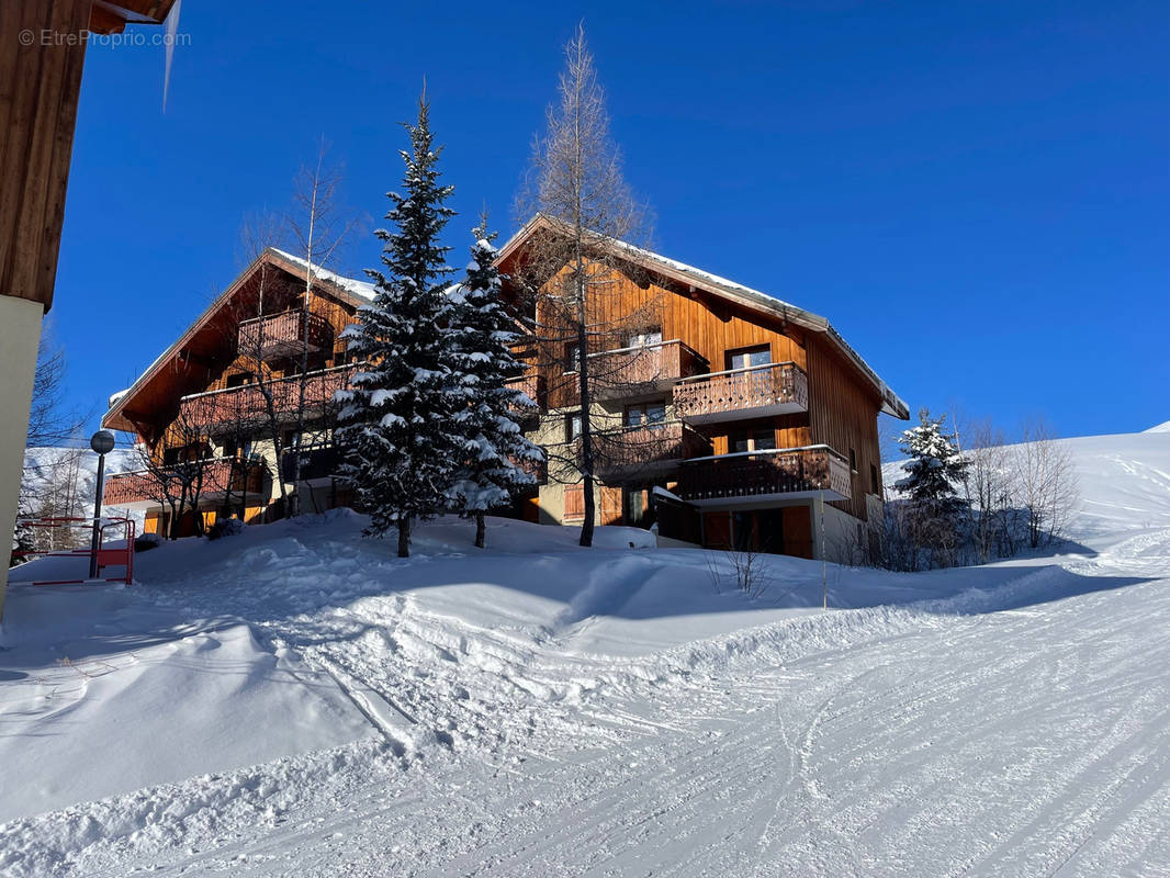 Appartement à LE CHATEL