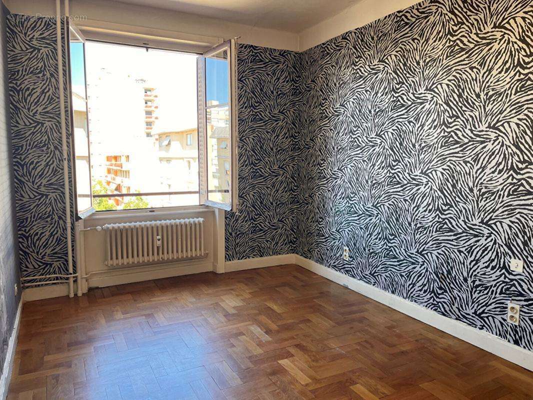 Appartement à LYON-6E