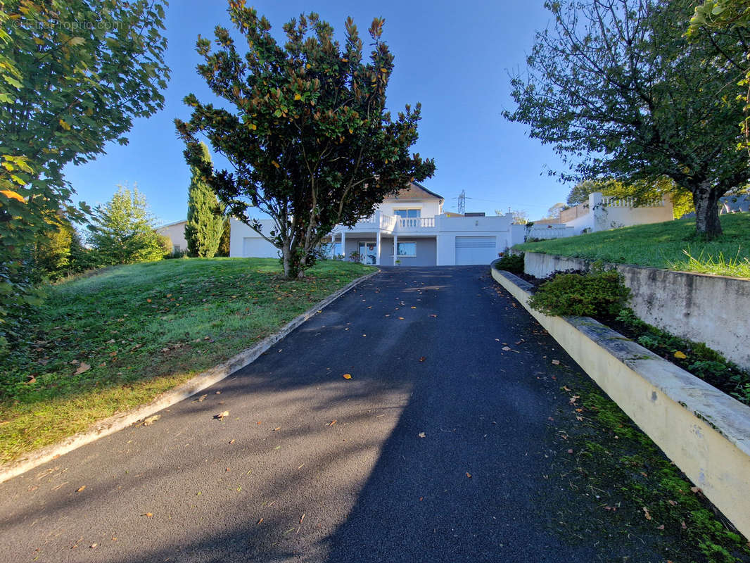 Maison à MALEMORT-SUR-CORREZE