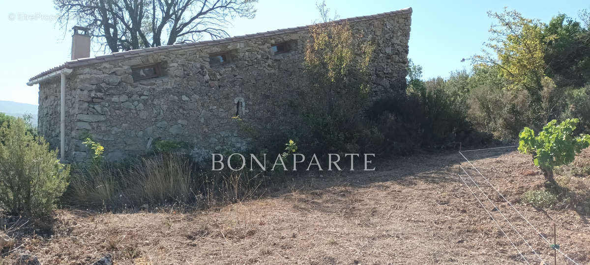 Maison à VILLESEQUE-DES-CORBIERES