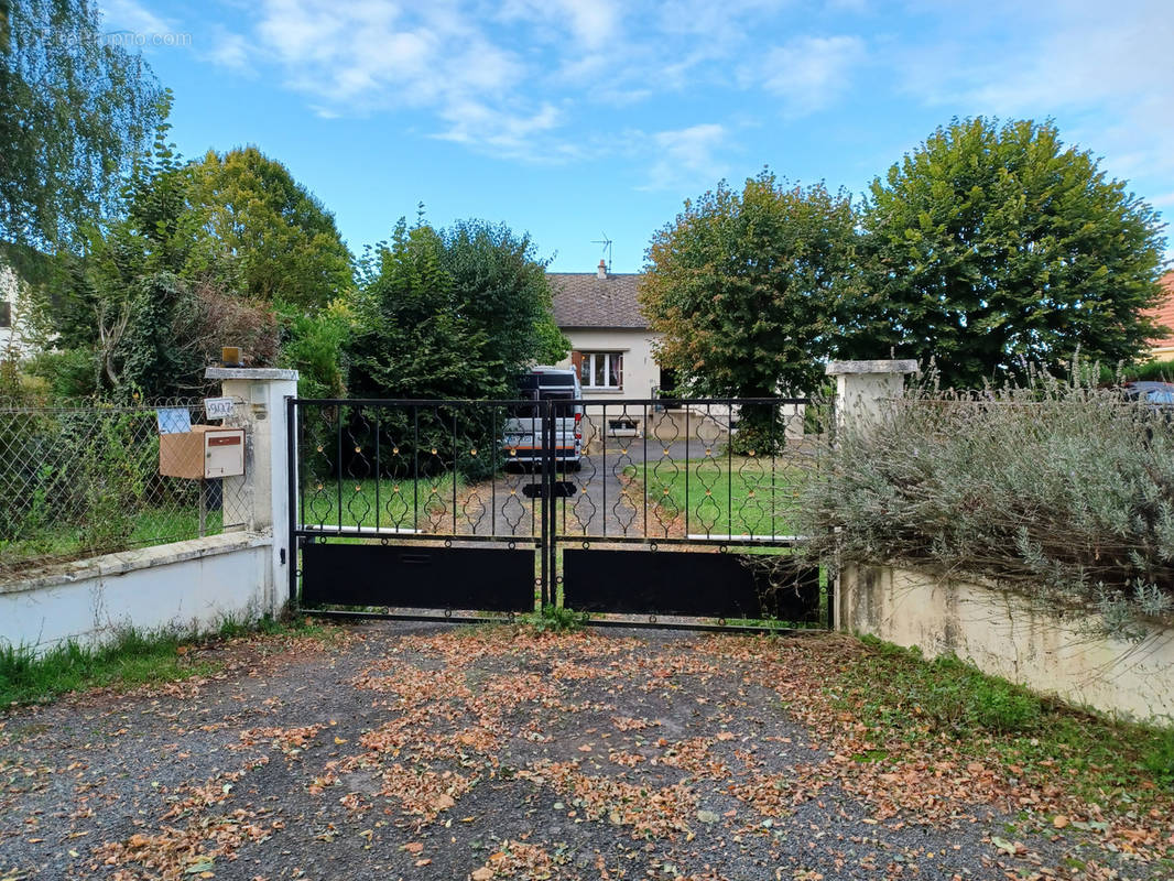 Maison à MONTARGIS