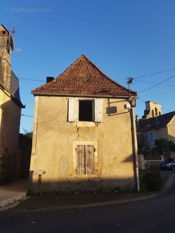 Maison à AUBAS