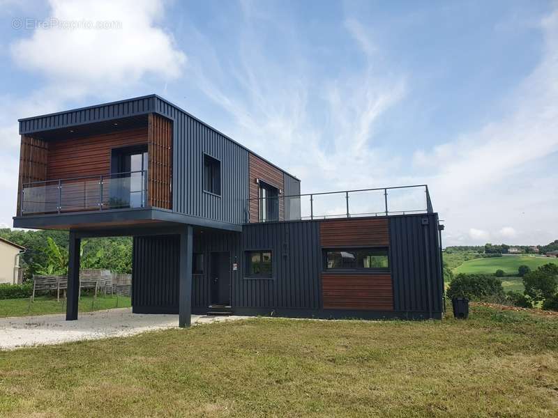 Maison à COULOUNIEIX-CHAMIERS