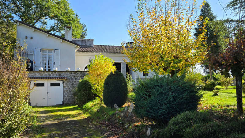 Maison à SAINT-BRICE-SUR-VIENNE