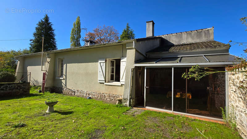 Maison à SAINT-BRICE-SUR-VIENNE