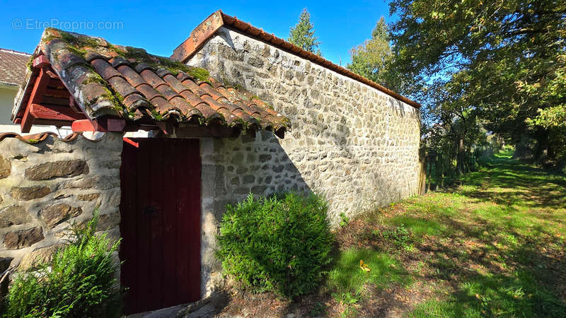 Maison à SAINT-BRICE-SUR-VIENNE