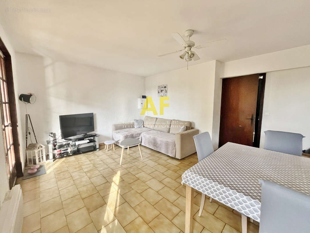 Appartement à SAINT-RAPHAEL