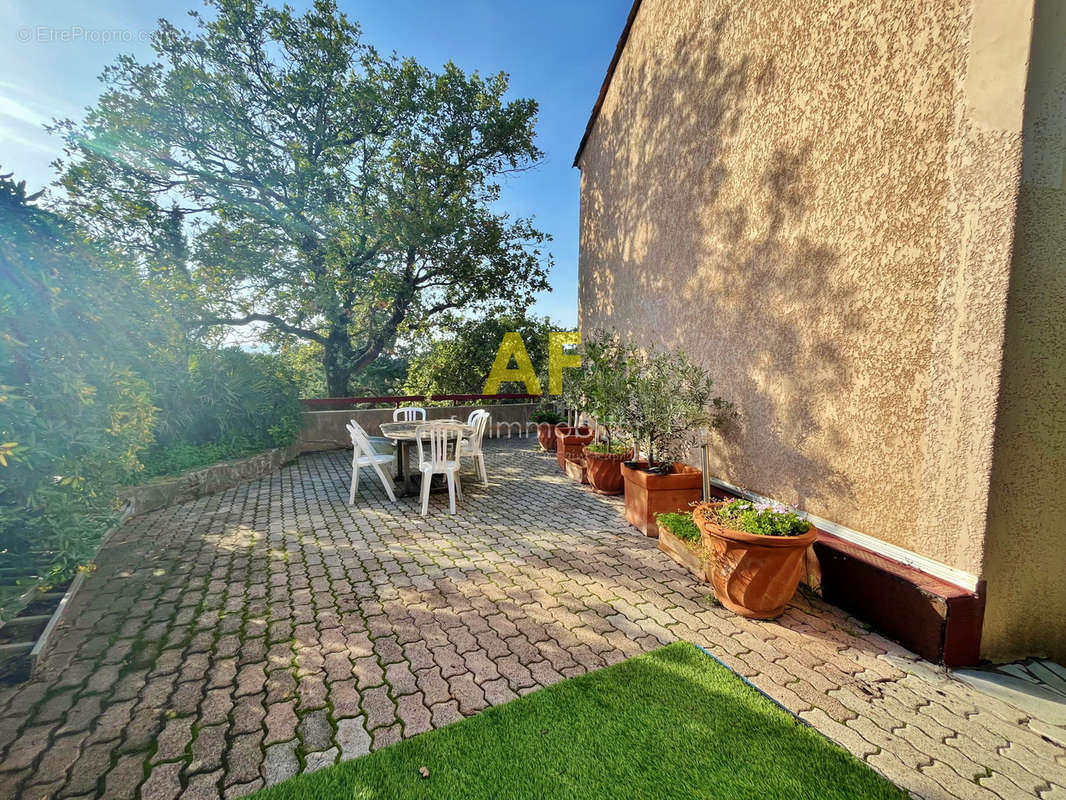 Appartement à SAINT-RAPHAEL