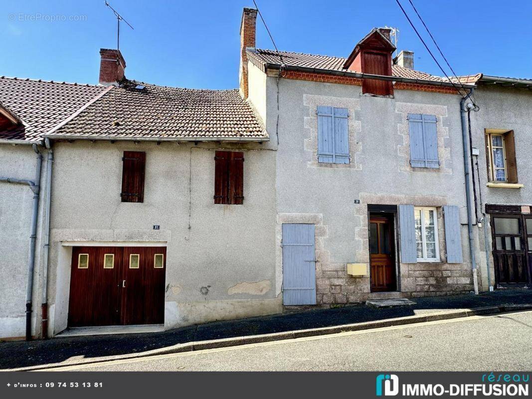 Maison à BOUSSAC