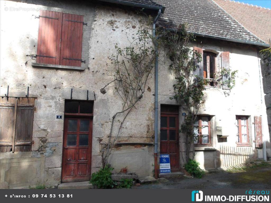 Maison à BOUSSAC