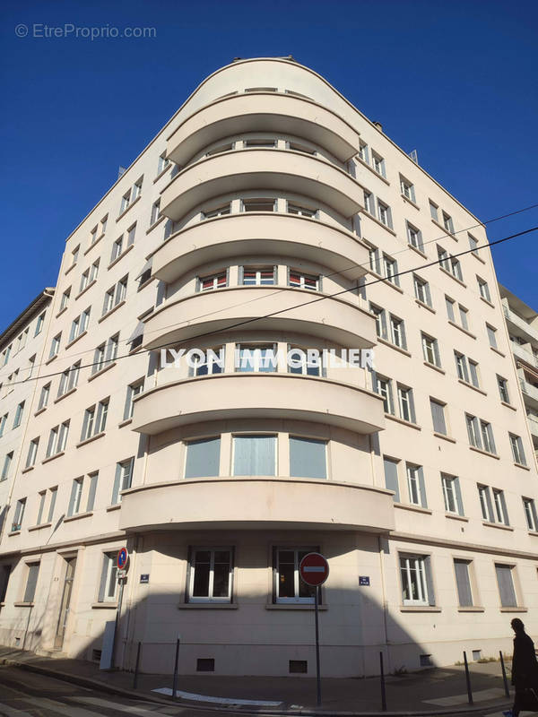 Appartement à LYON-8E